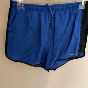women’s dry fit nike shorts